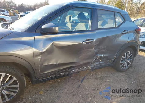 2021 Nissan Kicks Sv Xtronic Cvt из США, поврежденный, VIN 3N1CP5CV9ML471069